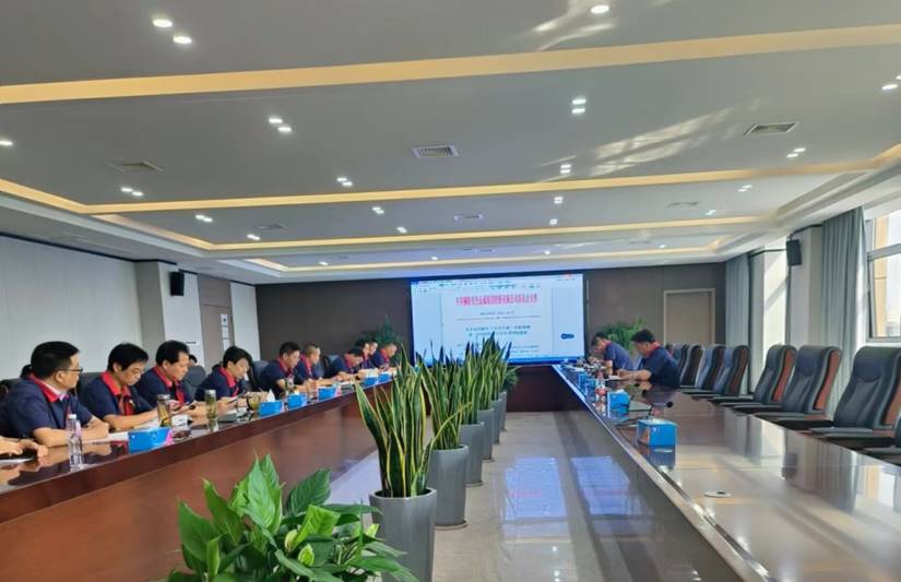 運用浙江‘千萬工程’經(jīng)驗案例，加強公司5S管理工作會議